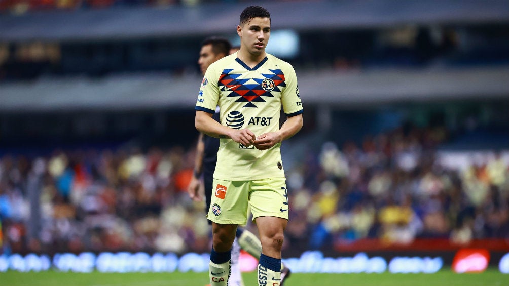 Jorge Sánchez durante un partido del América