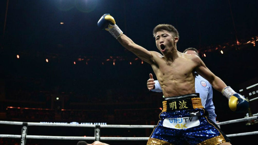  Naoya Inoue celebra un triunfo 