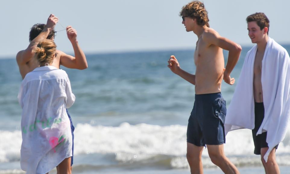 Zverev y sus amigos disfrutan de la playa