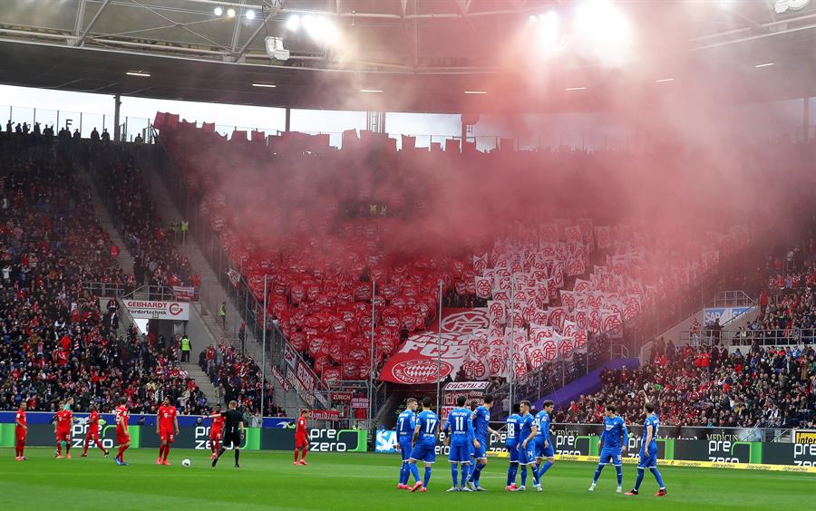 Afición de Bayern Munich 'explota' en un acto racista