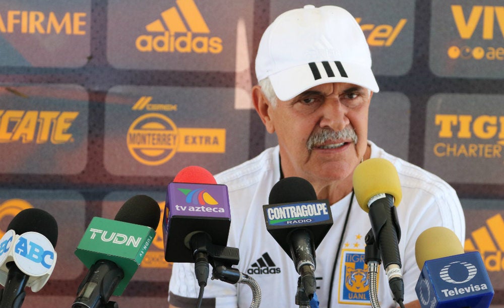 Ricardo Ferretti en conferencia de prensa