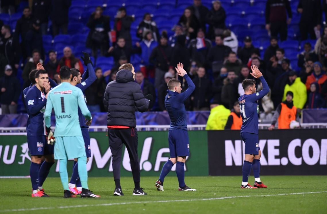 Jugadores del PSG agradece a su afición 