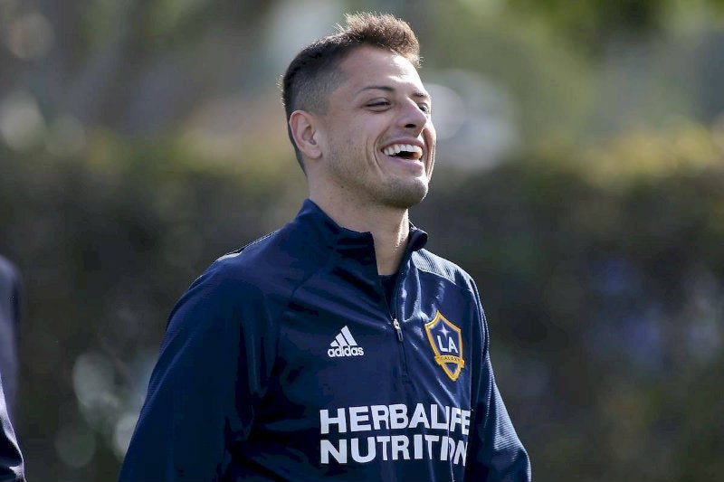 Chicharito en entrenamiento con Galaxy