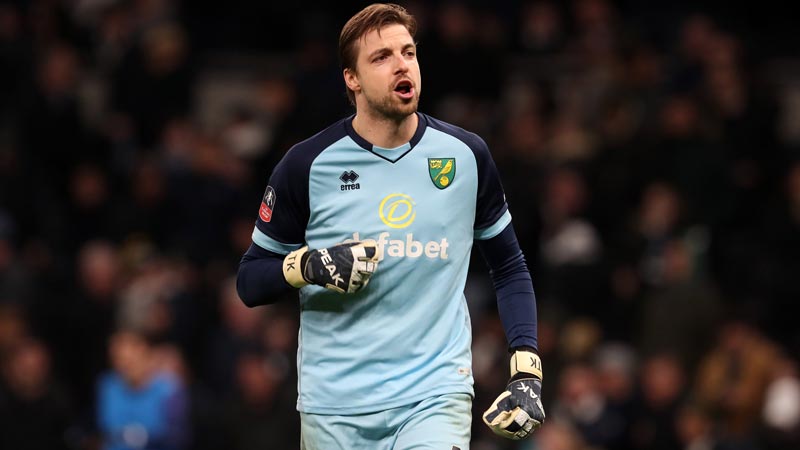 Tim Krul durante el duelo ante el Tottenham 