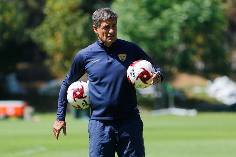 El técnico auriazul, durante un entrenamiento