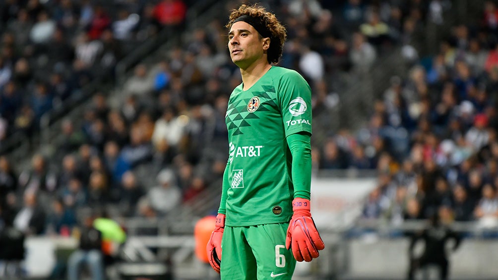 Memo Ochoa, durante un partido del América