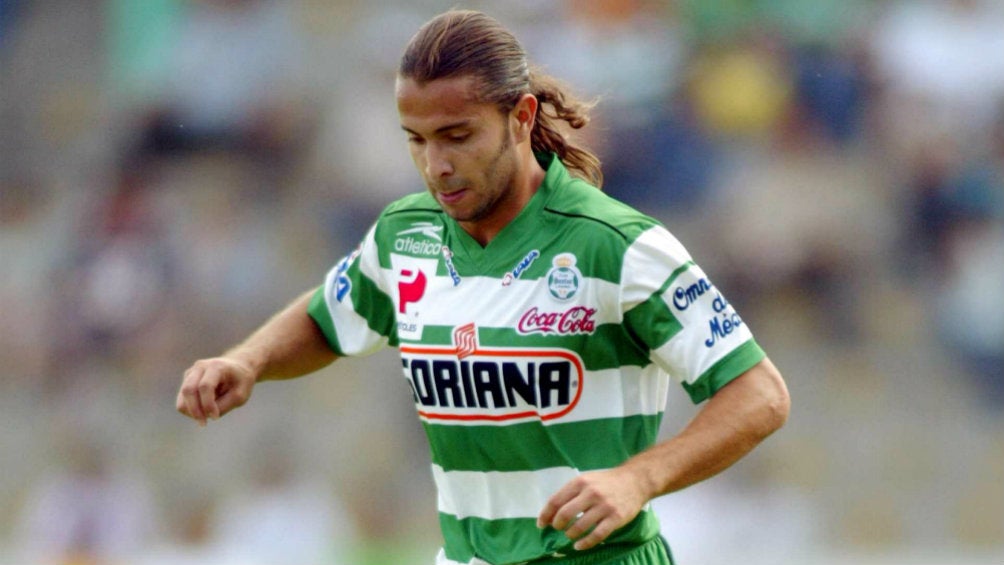 Juan Diego González en partido con Santos