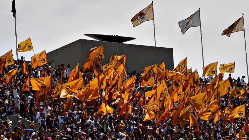 La Rebel, en un partido de Pumas