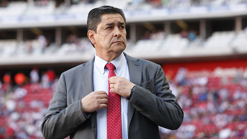 Chivas: Luis Fernando Tena, con saldo positivo en Clásicos