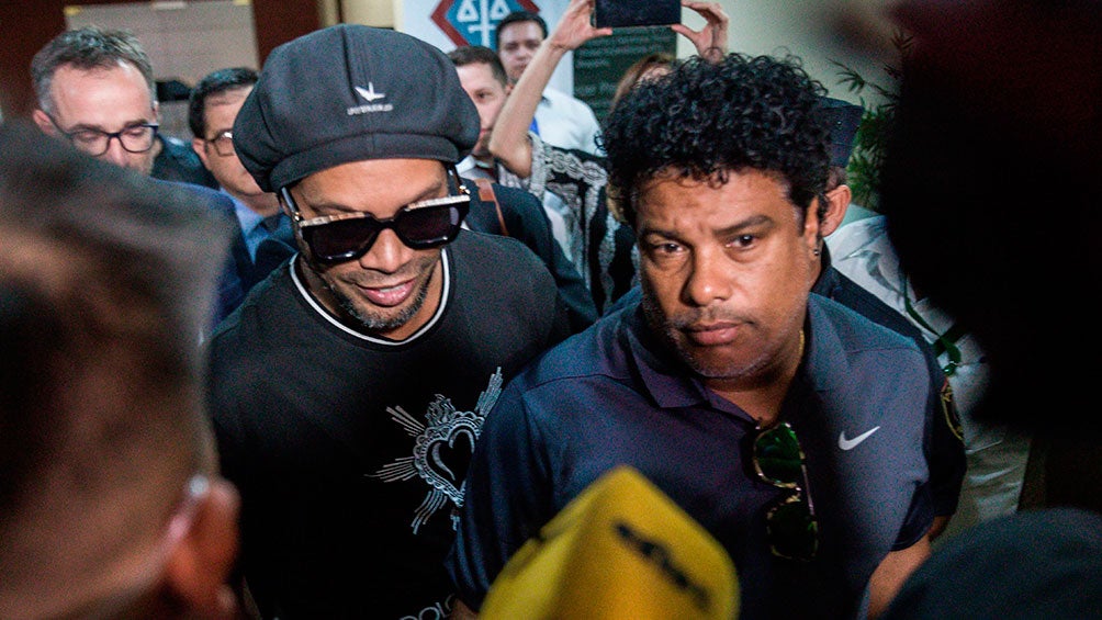 Ronaldinho, liberado por Fiscalía de Paraguay