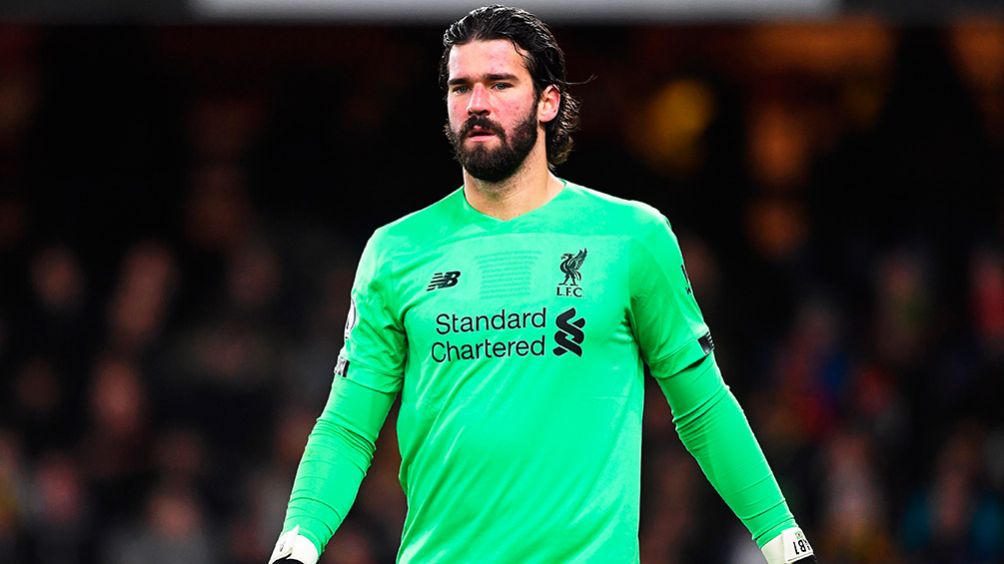 Alisson Becker, en un partido con el Liverpool