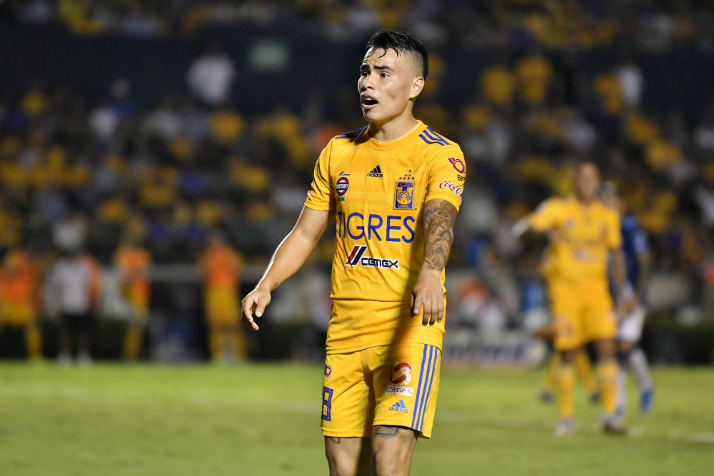 Zelarayán se molestó tras una jugada de Tigres