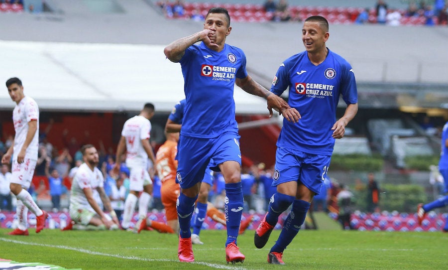 Julio César Domínguez celebrando el cuarto gol ante Xolos