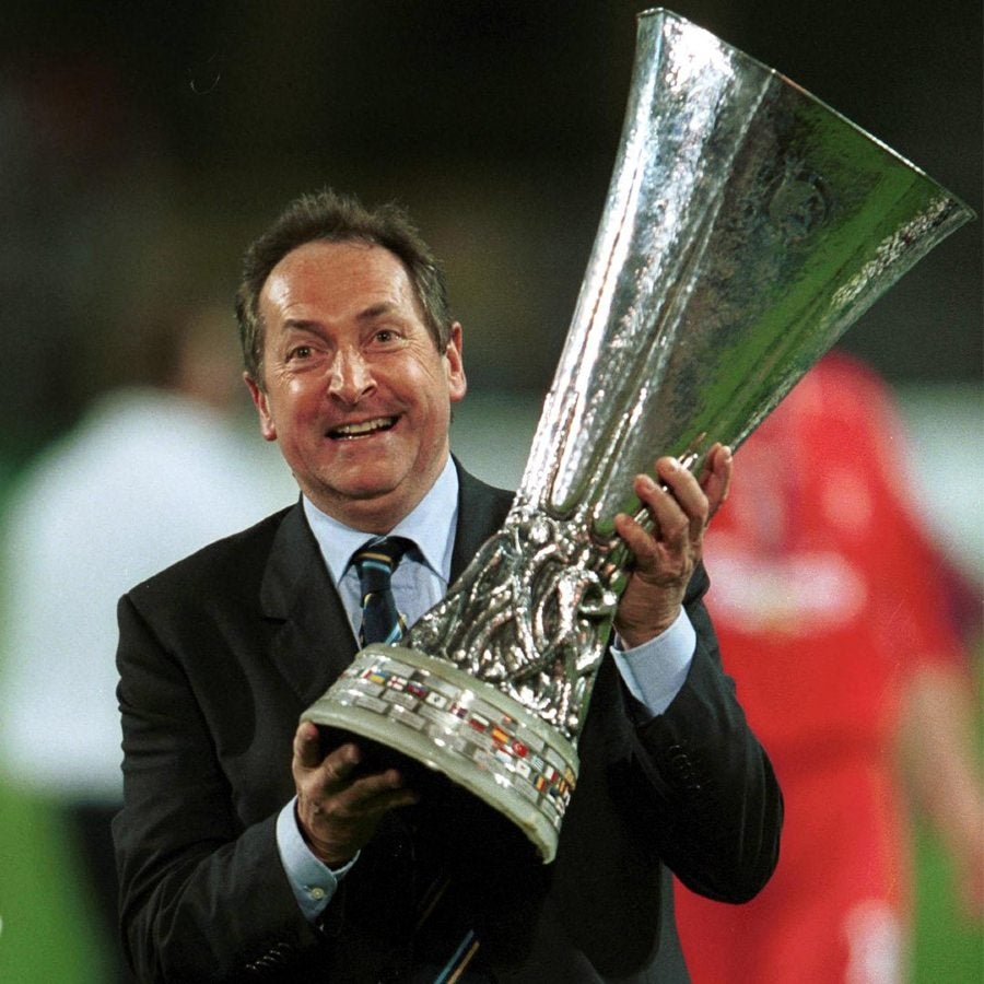 Gérard Houllier en su paso por Liverpool