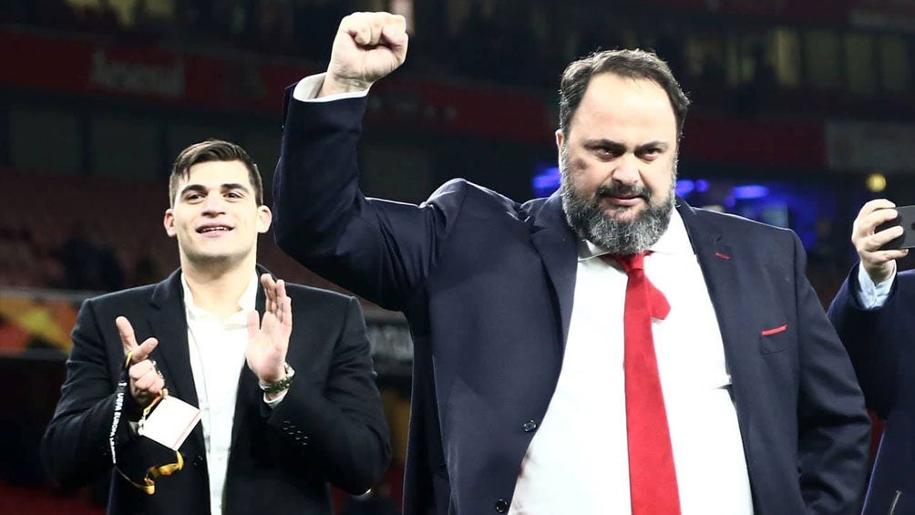 Vanguelis Marinakis tras una victoria del Olympiacos 