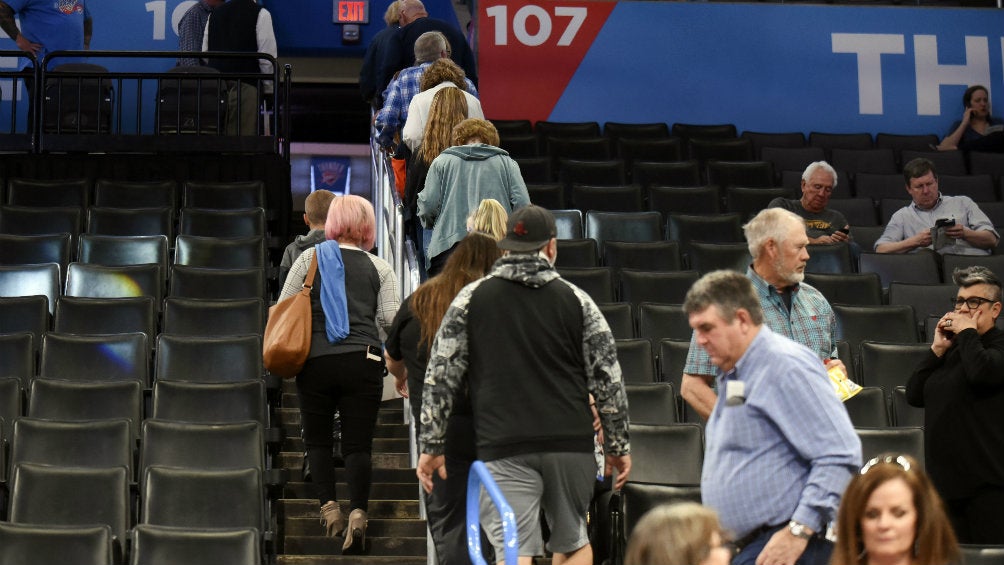 Jugador del Jazz dio positivo para coronavirus y se suspendió juego ante el Thunder