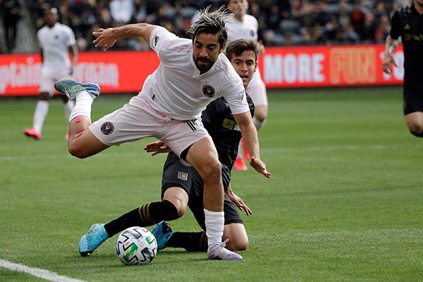 Rodolfo Pizarro en partido con el Inter de Miami