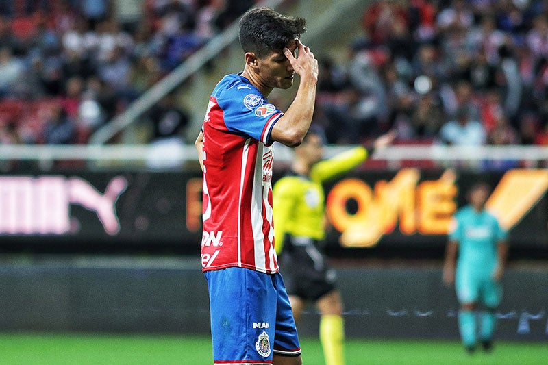 Uriel Antuna lamenta una falla con Chivas