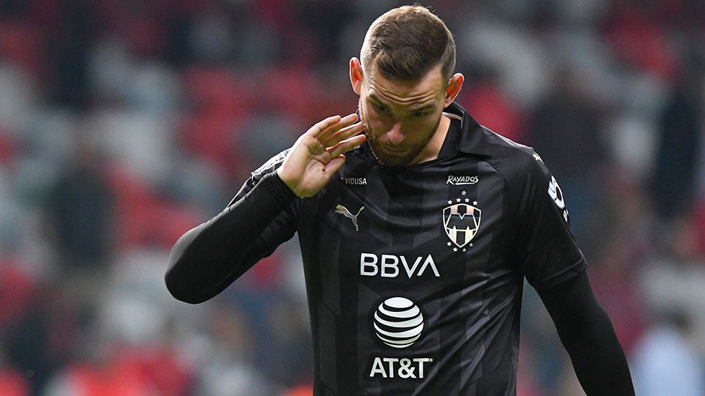 Vincent Janssen se perderá juego contra Chivas en la Jornada 10