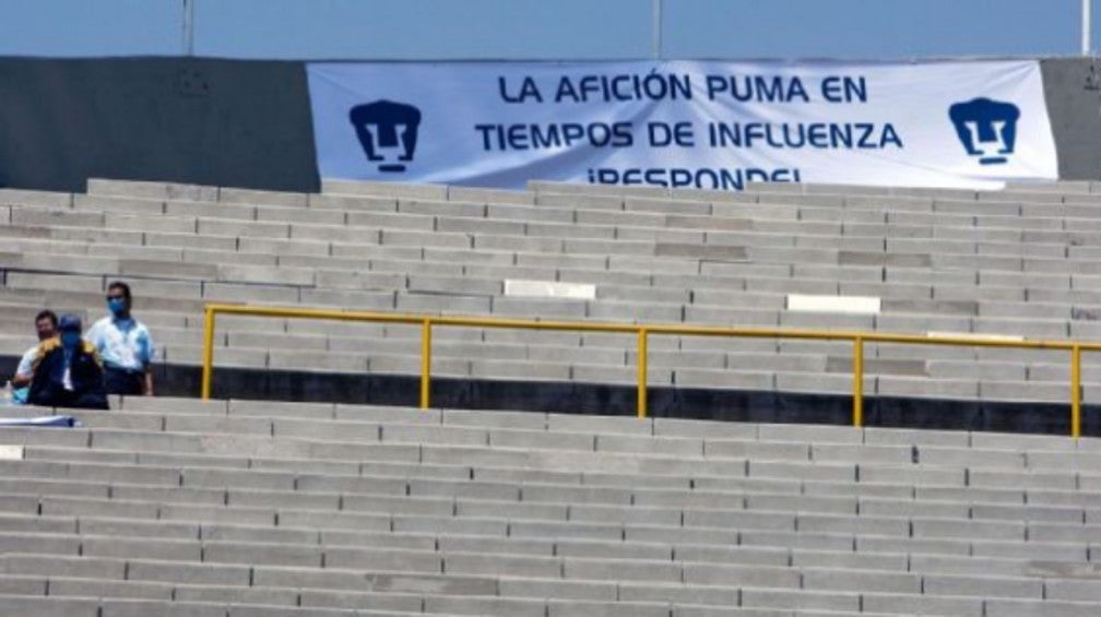 Pancarta en apoyó a la afición de Pumas en 2009