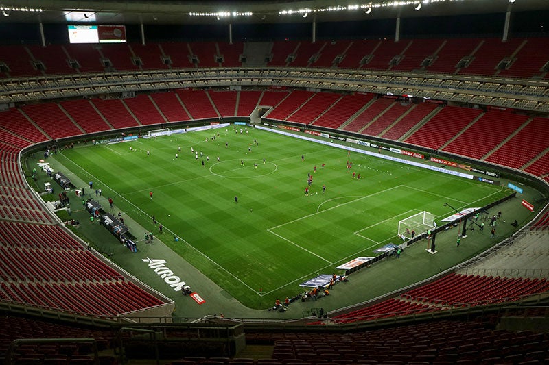 Estadio de Chivas, vacío