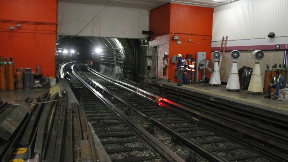 Estaciones del Metro cerradas por choque de trenes reabrirán el martes