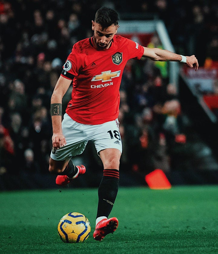 Bruno Fernandes durante un partido con el Manchester United