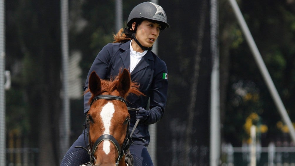 Mariana Arceo en la prueba ecuestre del Pentatlón  