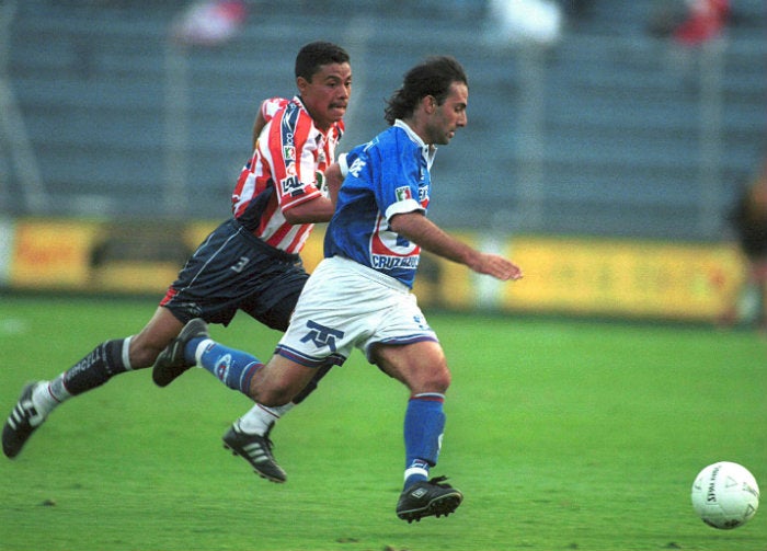 Latorre, en un partido de Cruz Azul