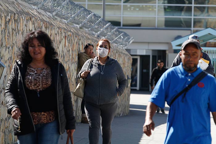 Personas en la frontera de EE UU