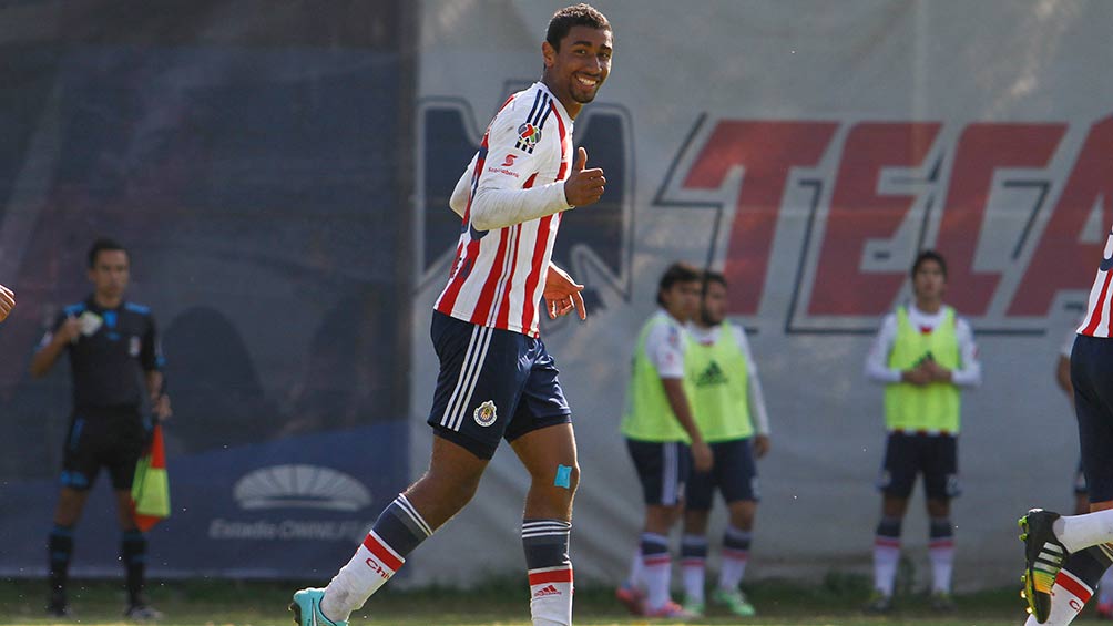 Marco Granados, en un partido de Chivas