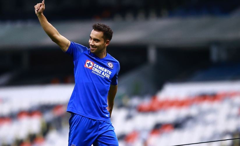 Adrián Aldrete durante un partido con Cruz Azul