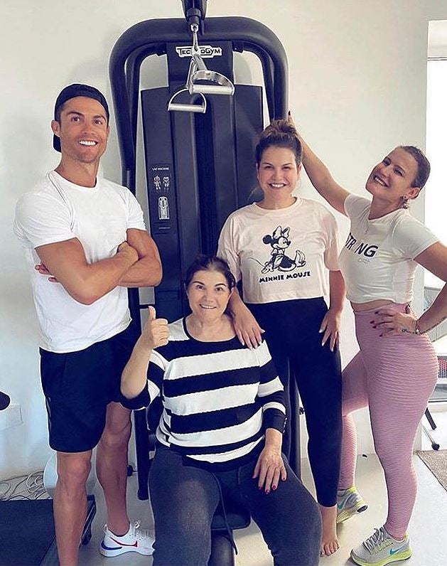 Cristiano Ronaldo y su familia