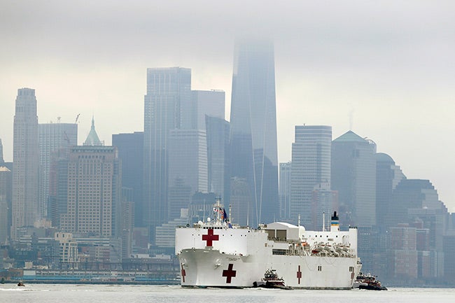 Barco hospital, cerca de llegar a Manhattan