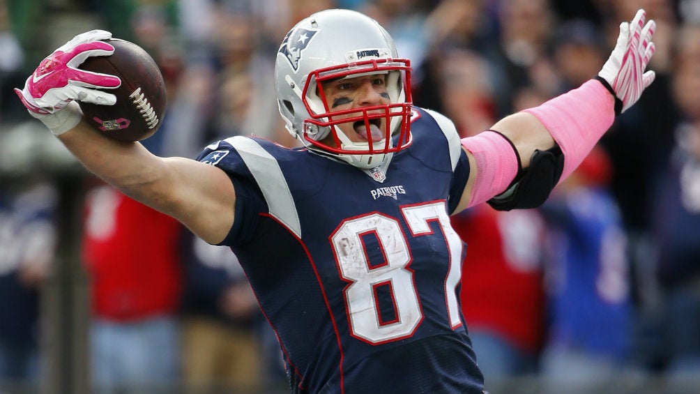 Rob Gronkowski durante un partido con los Pats