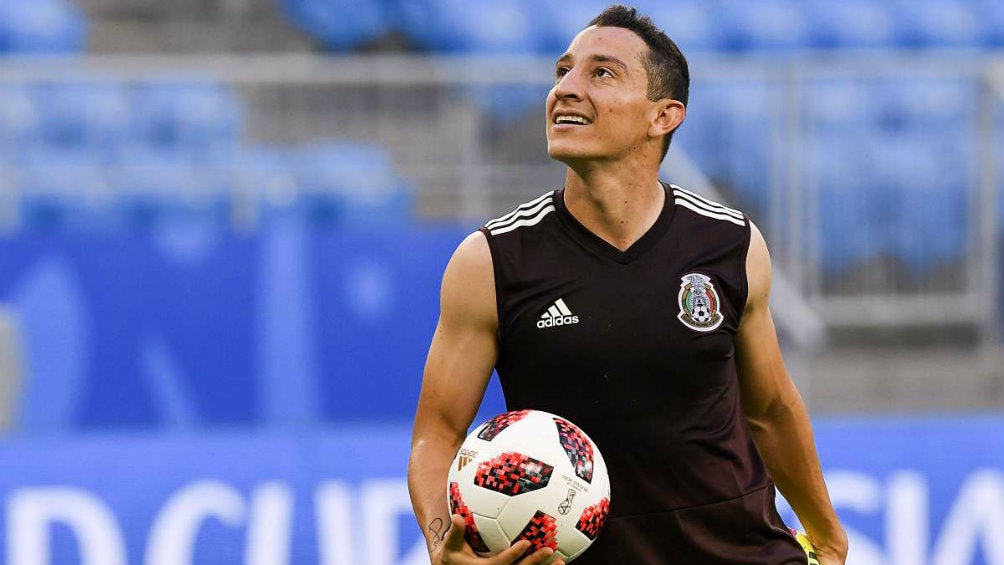 Andrés Guardado en partido de la Selección Mexicana