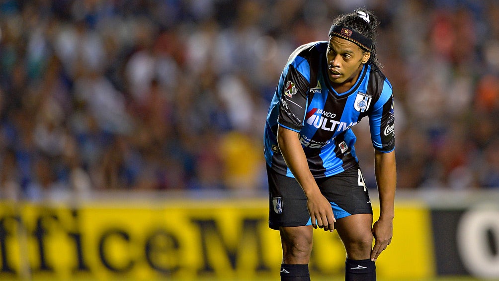 Ronaldinho casi hace Campeón a Querétaro en la Liga MX