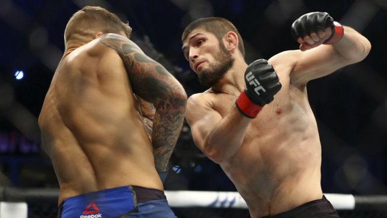 Khabib Nurmagomedov durante un combate de UFC