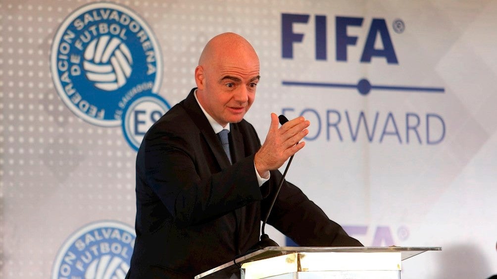 Gianni Infantino durante una conferencia de prensa