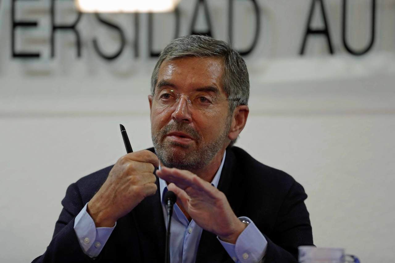 Juan Ramón de la Fuente, durante una conferencia de prensa