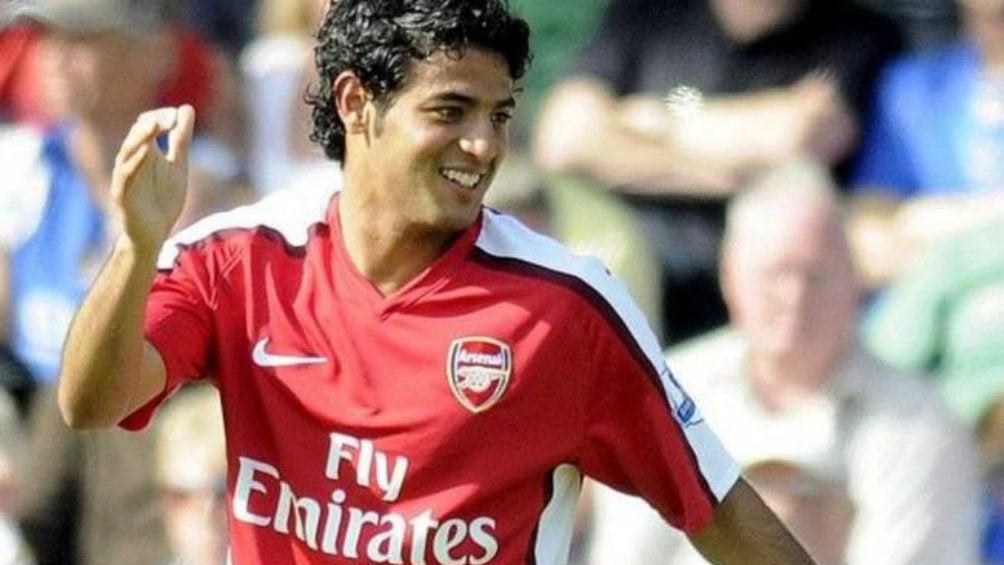 Carlos Vela en el 11 ideal de jugadores americanos del Arsenal