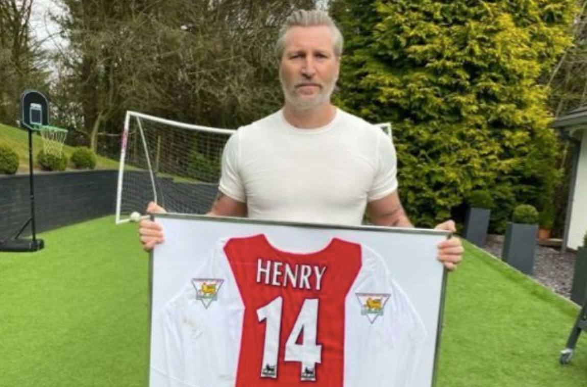 El jersey de los 100 goles de Henry 