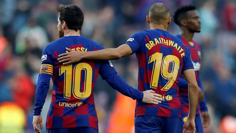 Messi y Braithwaite en el juego ante el Eibar 