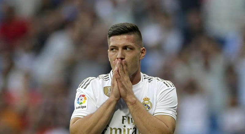 Jovic tras una falla con el Real Madrid en España 