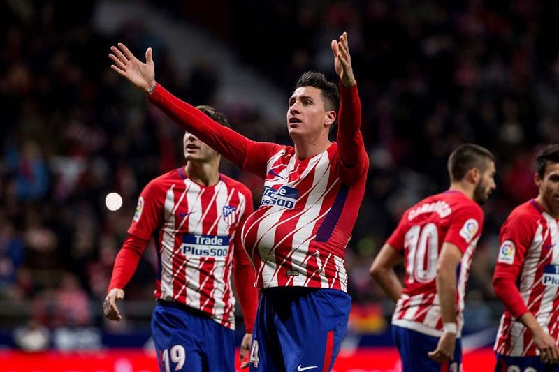 Giménez festeja una anotación con el Atlético de Madrid 