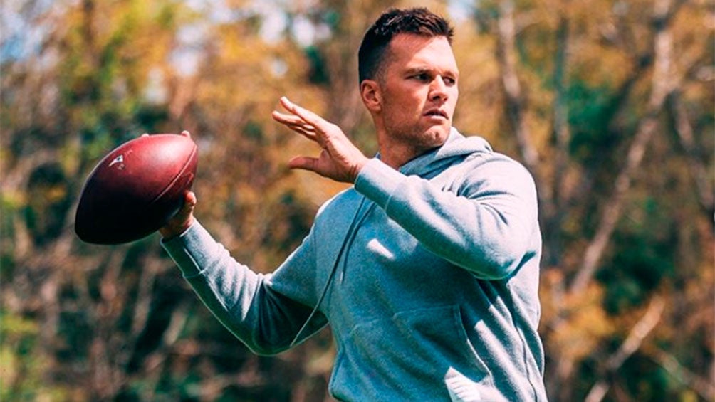 Tom Brady, sorprendido haciendo ejercicio en un parque cerrado en Tampa