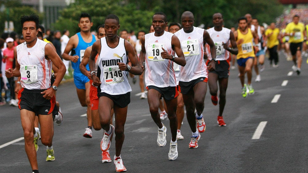 Corredores durante una carrera del Día del Padre