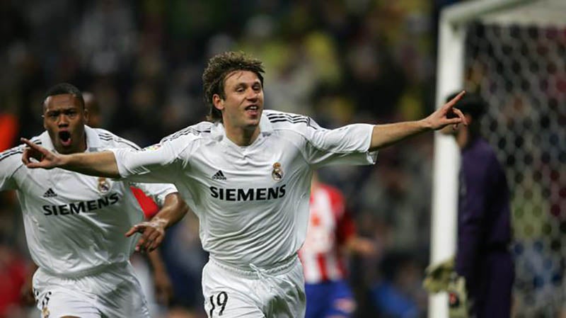 Cassano celebra un gol con el Real Madrid 