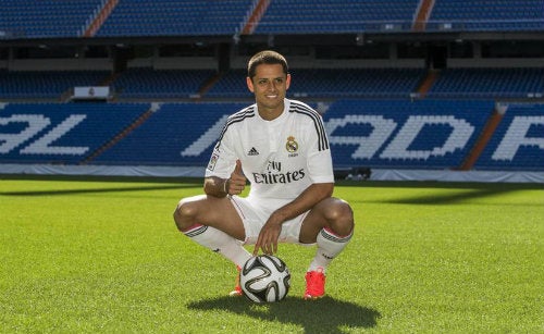 El delantero en su presentación con el Real Madrid