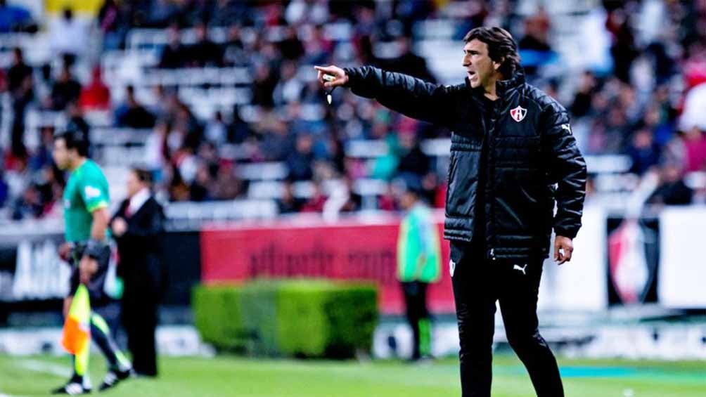 Gustavo Costas, durante un juego de La Academia